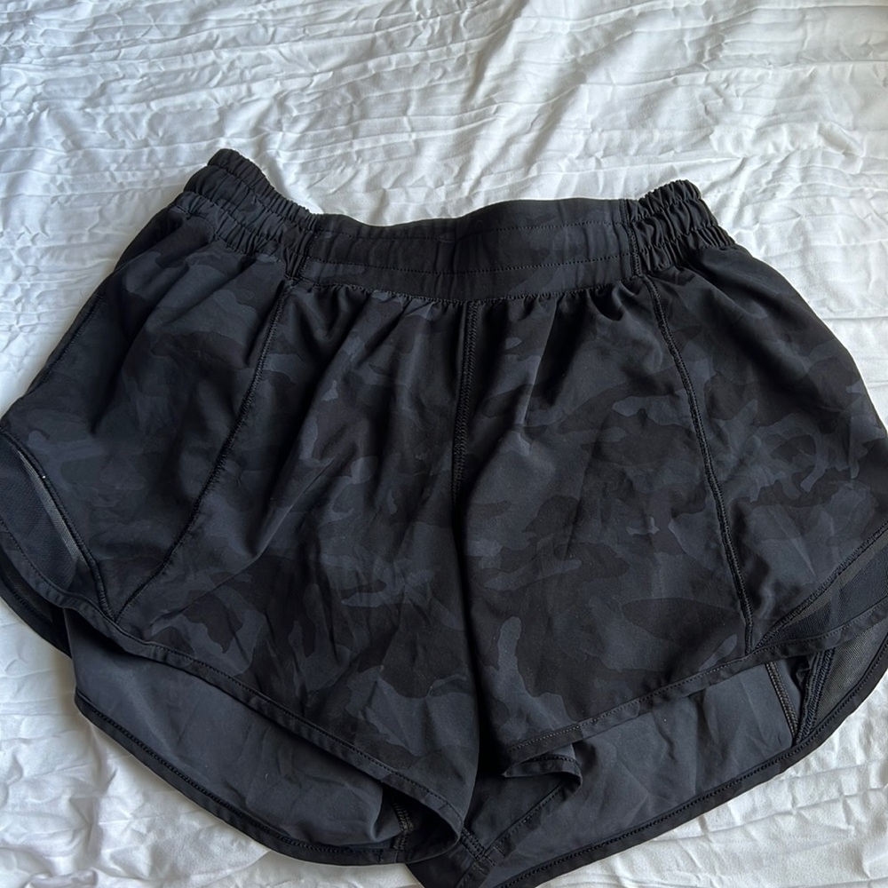 LULULEMON SHORTS!!